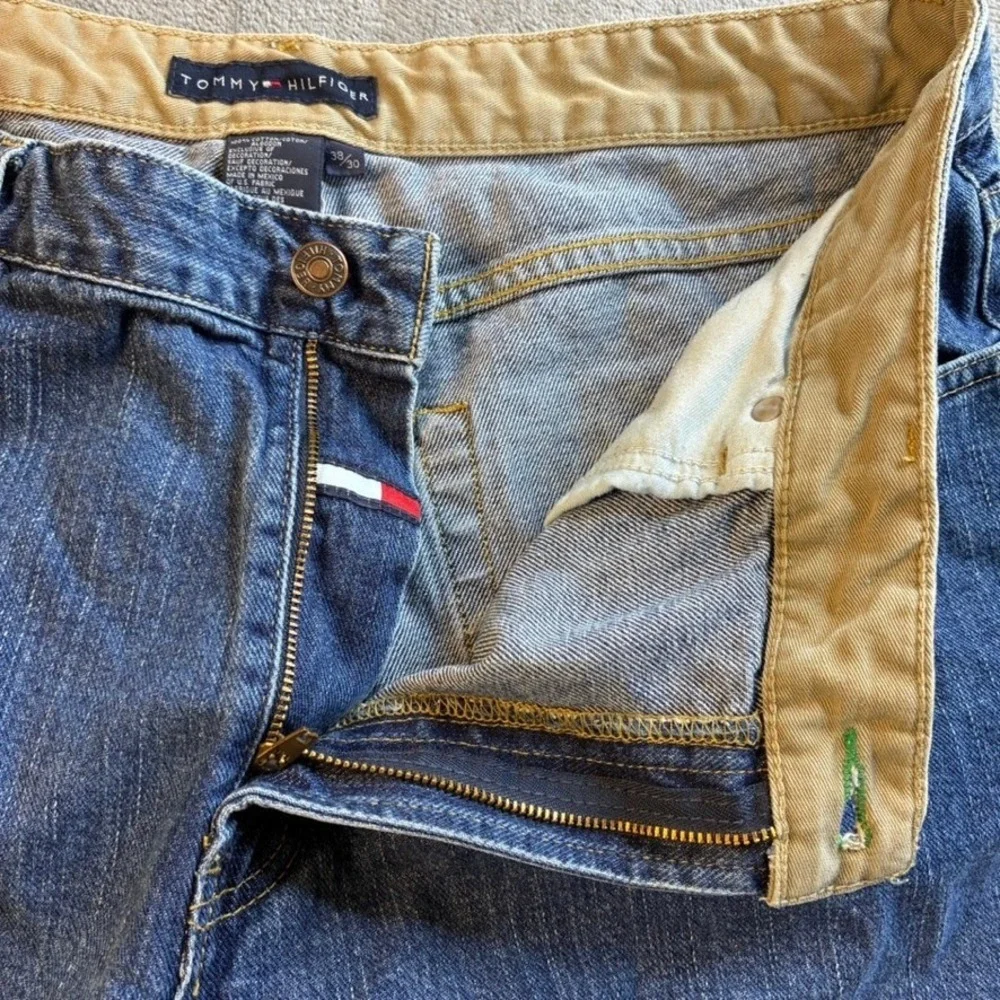 Vtg Tommy Hilfiger Men Relaxed Fit Straight Leg Blue Denim Jeans 38x30 Med Wash